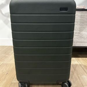 Away Carry On Suite Case with Battery